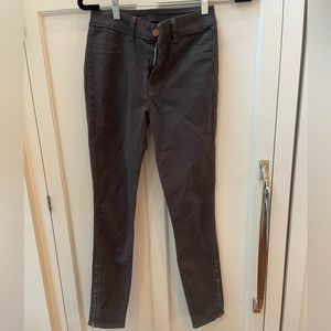 Jbrand premium denim jeans wirh zipper by ankles